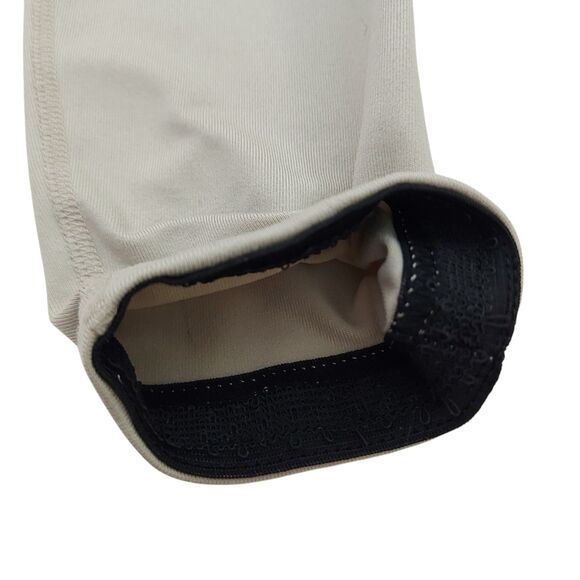 Kerrits Breeches Girls Large Beige Knee Patch Full Seat Equestrian Stretch - Picture 8 of 11